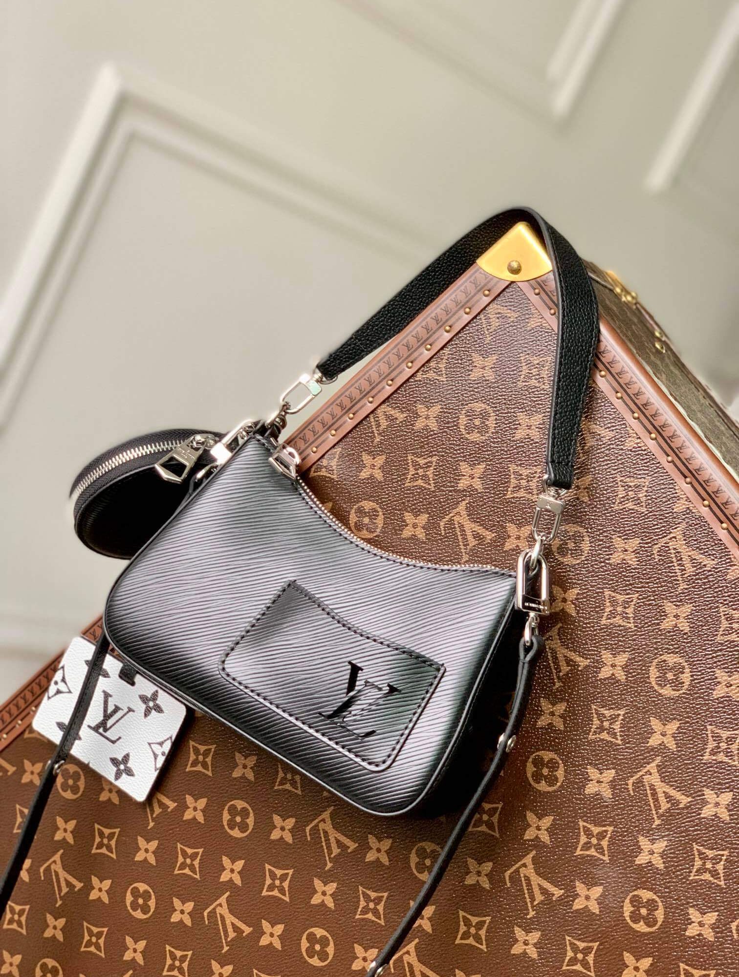 Louis Vuitton LV Marellini Epi leather Shoulder Handbag M20998 Black M20999 White Quartz M21091 Pink - Caramel