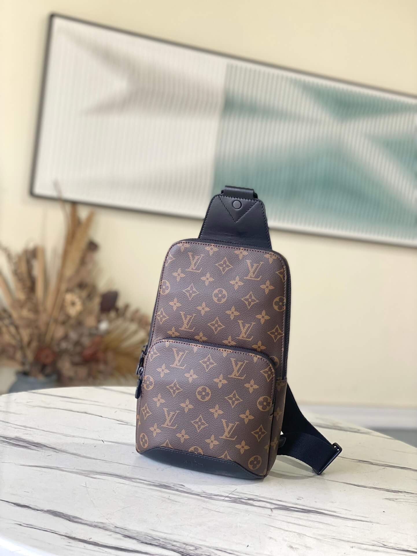 Louis Vuitton LV Monogram Canvas Avenue shoulder Slingbag M45897 Brown