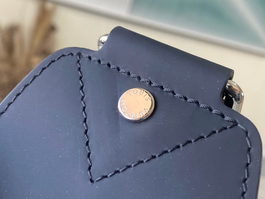 Louis Vuitton LV Monogram Eclipse Canvas Avenue shoulder Slingbag N41517 Black - Image 8