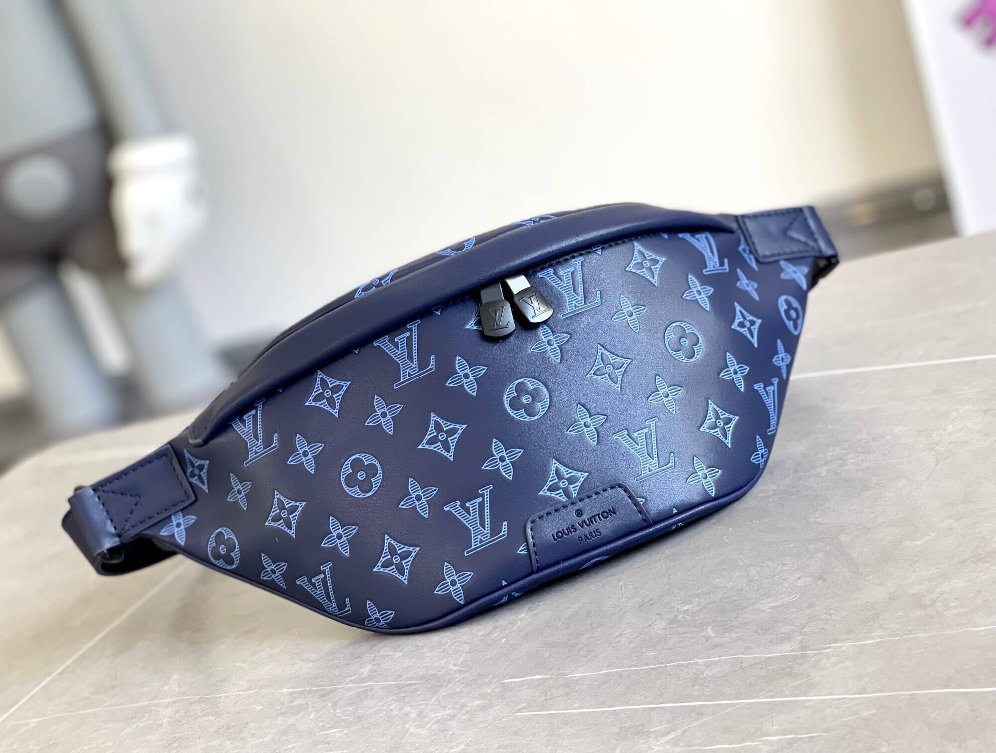 Louis Vuitton LV Monogram Shadow Canvas calf leather Discovery Bumbag Crossbody Bag M45729 Navy Blue